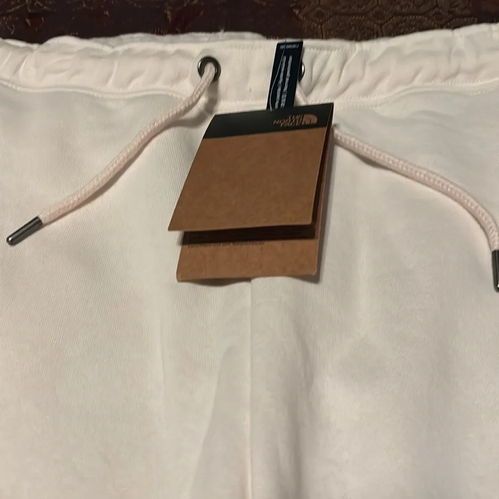 The North Face Fleece Lined Jogger - Picture 4 of 8